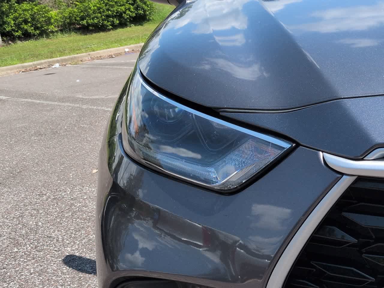 Certified 2021 Toyota Highlander XLE FWD image 10