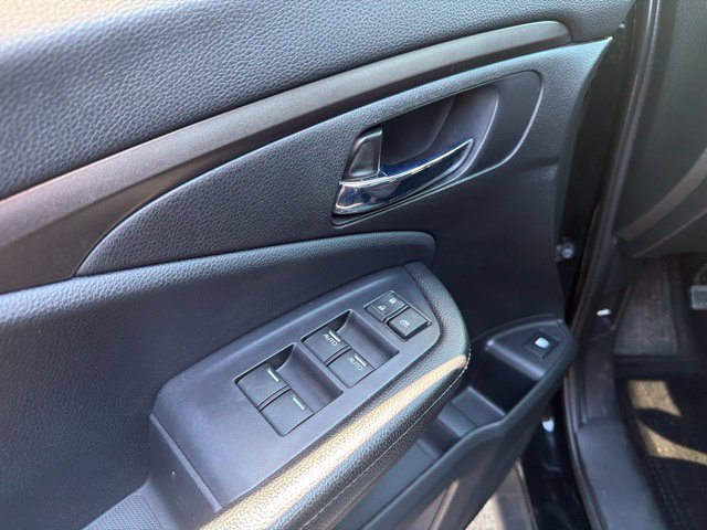 Used 2019 Honda Ridgeline Sport image 11
