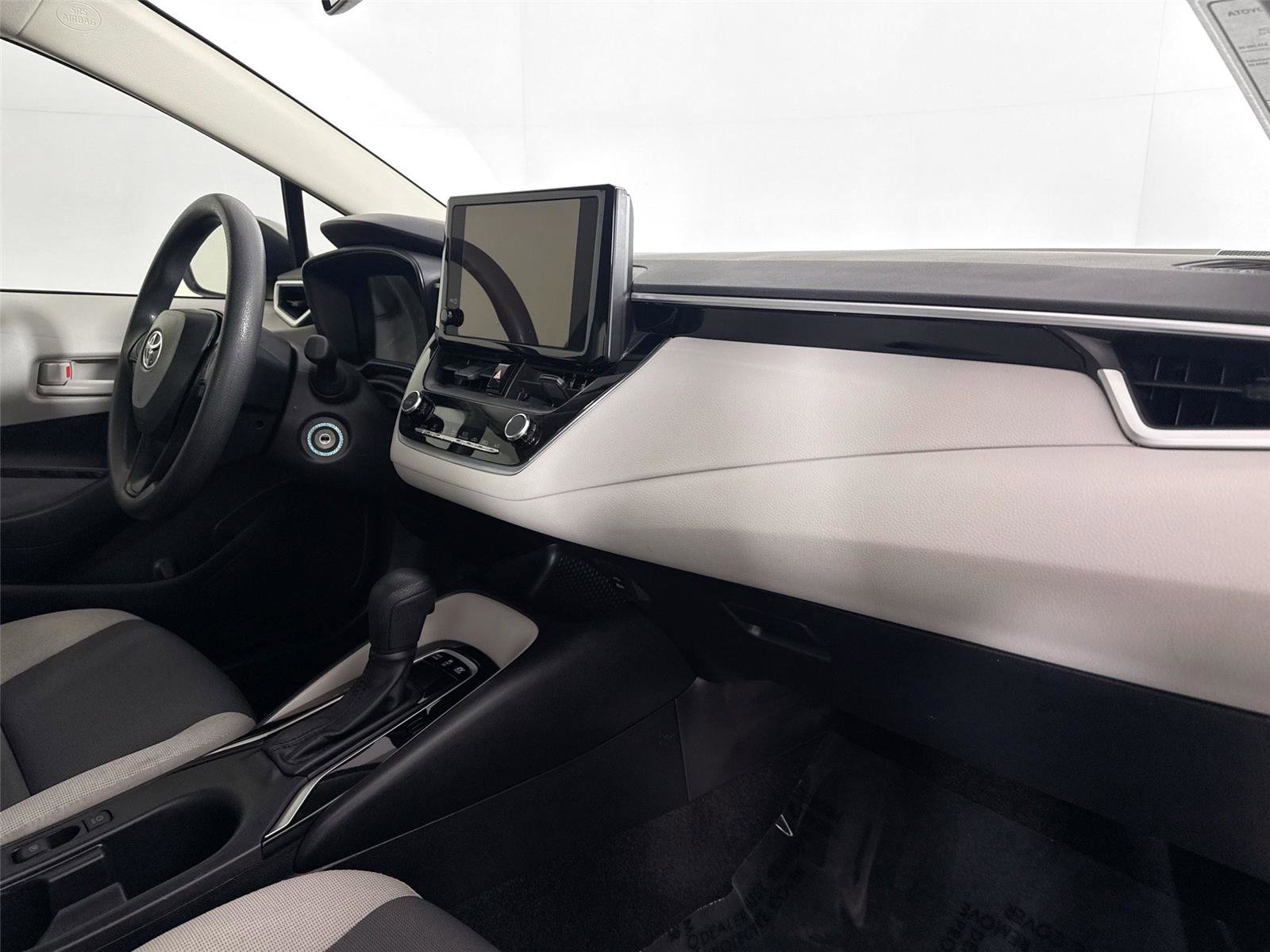 Certified 2024 Toyota Corolla LE image 39