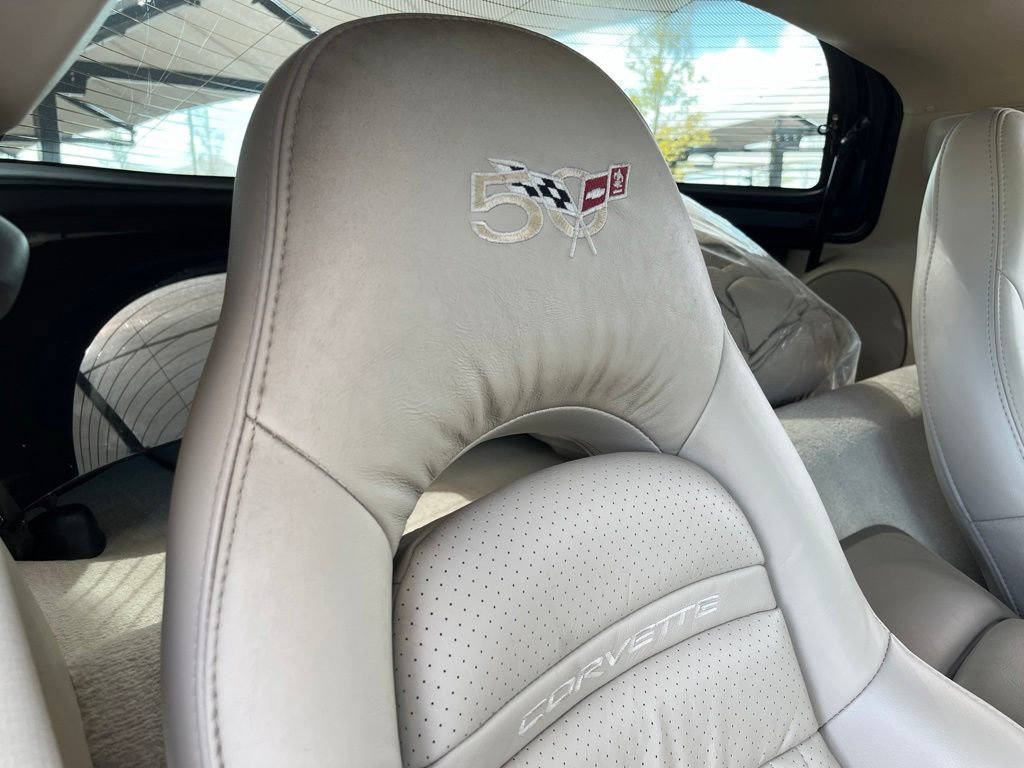Used 2003 Chevrolet Corvette Coupe w/ Preferred Equipment Group RWD image 25