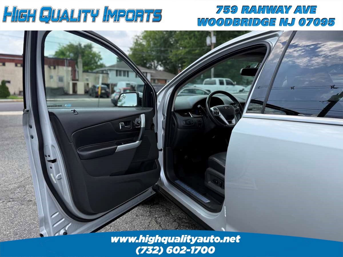 Used 2014 Ford Edge Limited w/ Equipment Group 301A AWD/4WD image 12