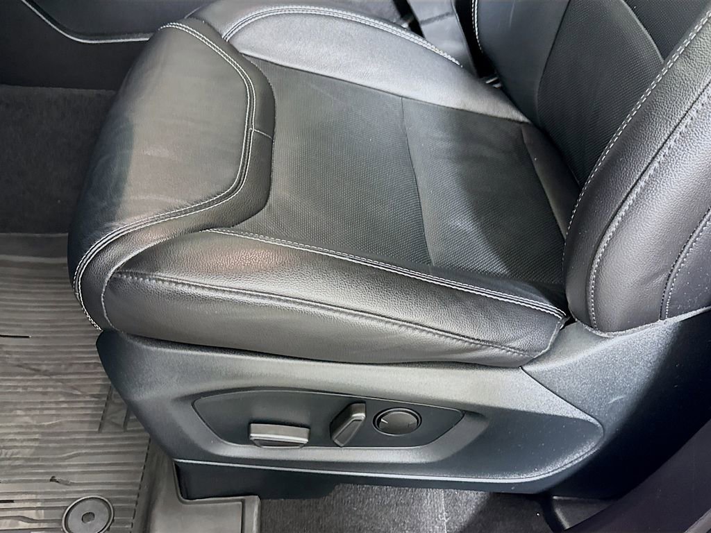 Used 2022 Ford Explorer ST w/ Equipment Group 401A image 20