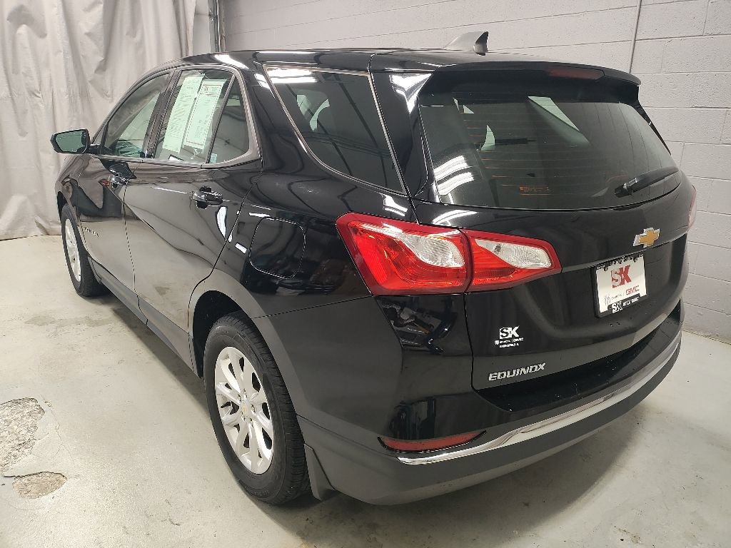 Used 2018 Chevrolet Equinox LS FWD image 21