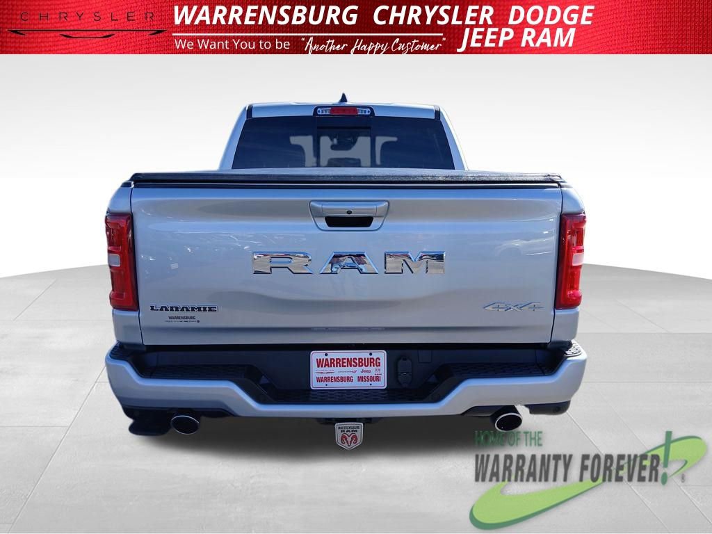 New 2026 RAM 1500 Laramie AWD/4WD image 5