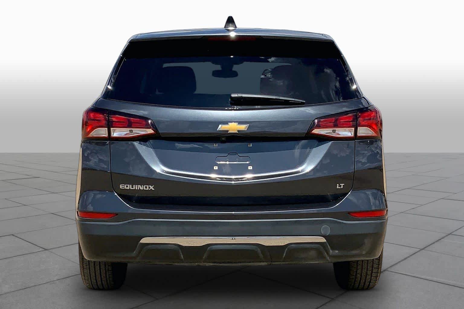 Used 2022 Chevrolet Equinox LT w/ LPO, Floor Liner Package FWD image 5