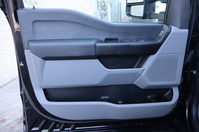 Used 2023 Ford F450 XL w/ Snow Plow/Camper Package image 22