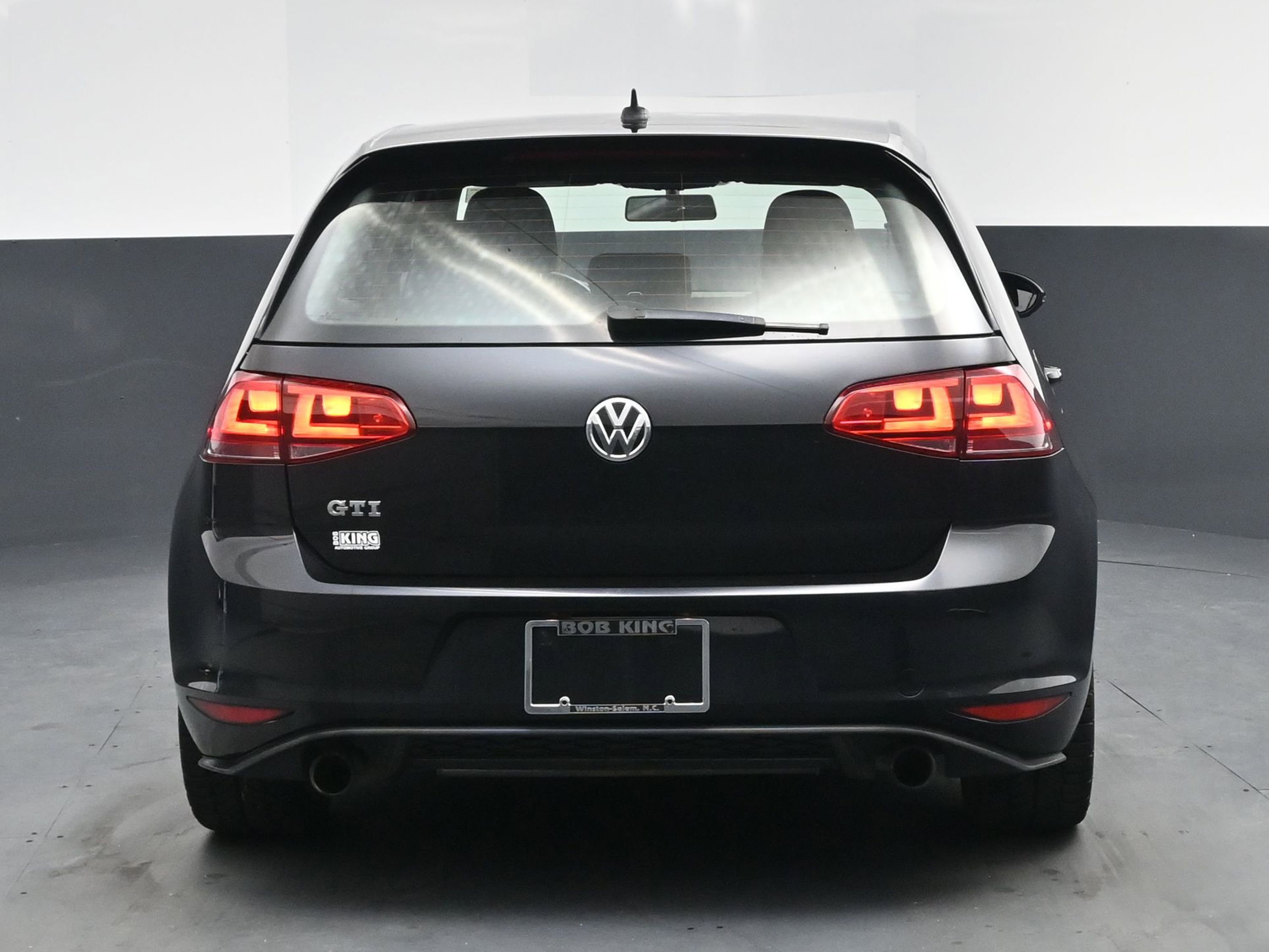 Used 2016 Volkswagen GTI S image 13