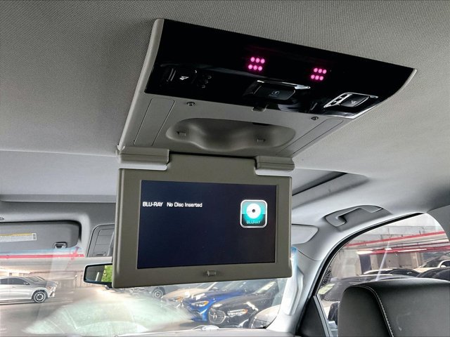 Used 2018 GMC Yukon SLT w/ Premium Edition RWD image 24