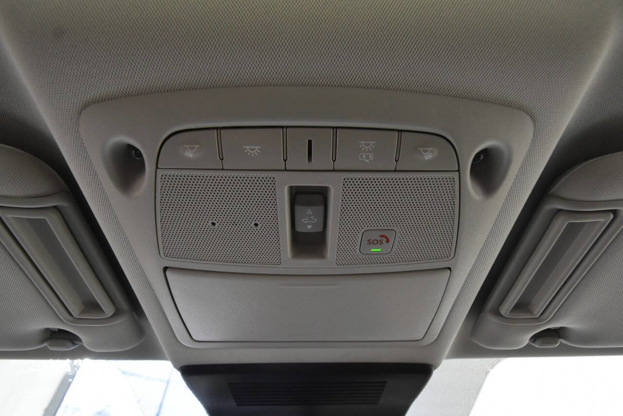 Used 2022 Nissan Armada Platinum w/ Captain's Chairs Package image 32