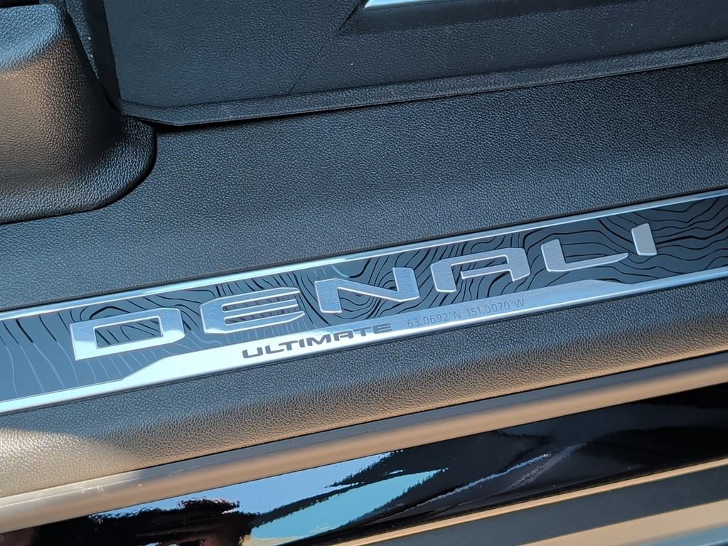 New 2026 GMC Yukon XL Denali Ultimate AWD/4WD image 47
