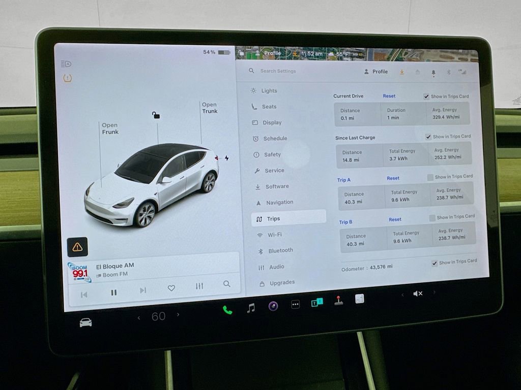 Used 2021 Tesla Model Y 2WD image 53