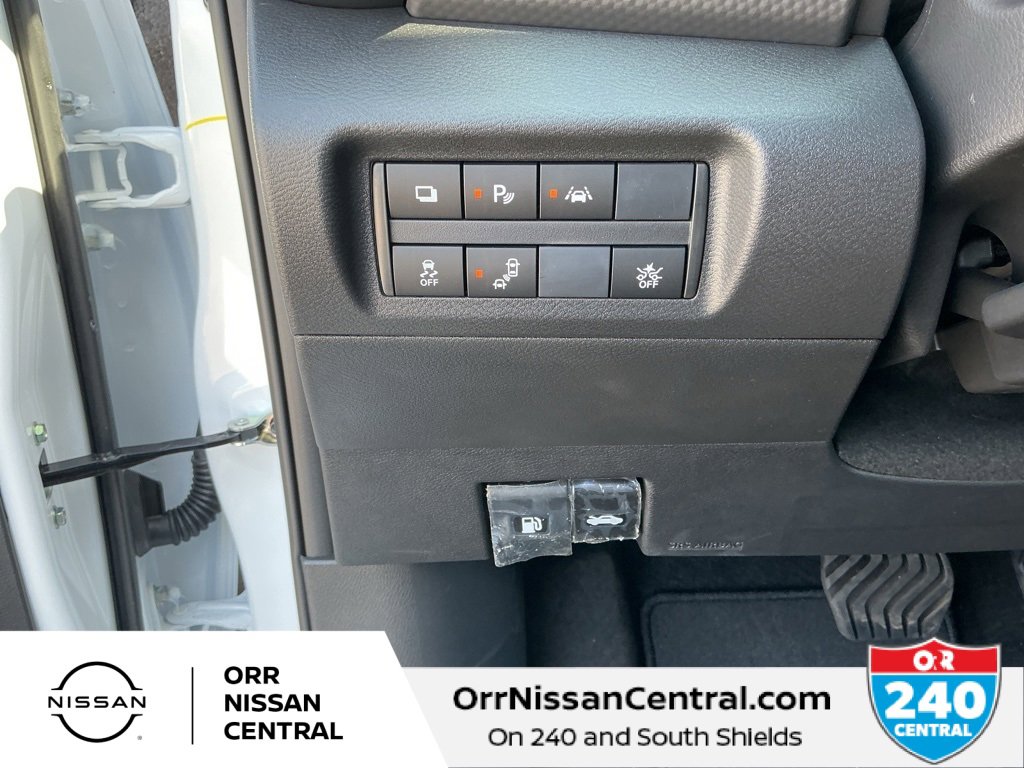 New 2025 Nissan Kicks Play S image 18