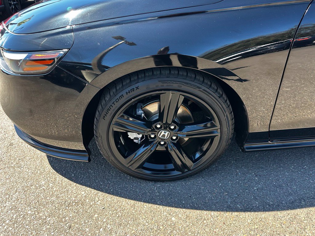 Used 2023 Honda Accord Sport image 10