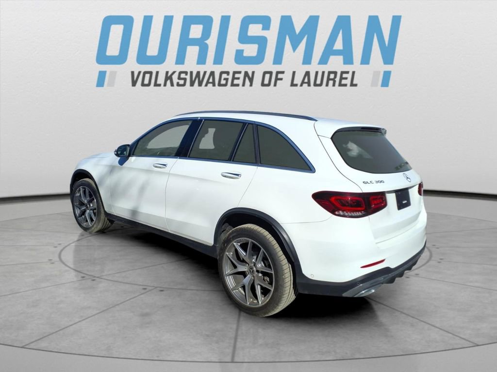 Used 2022 Mercedes-Benz GLC 300 4MATIC image 4