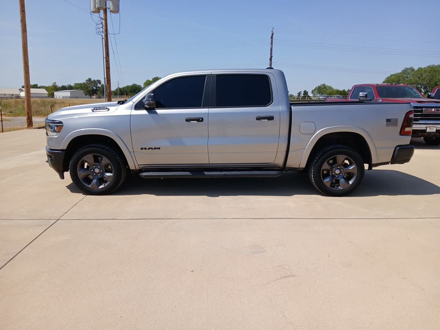 Used 2024 RAM 1500 Big Horn AWD/4WD image 2
