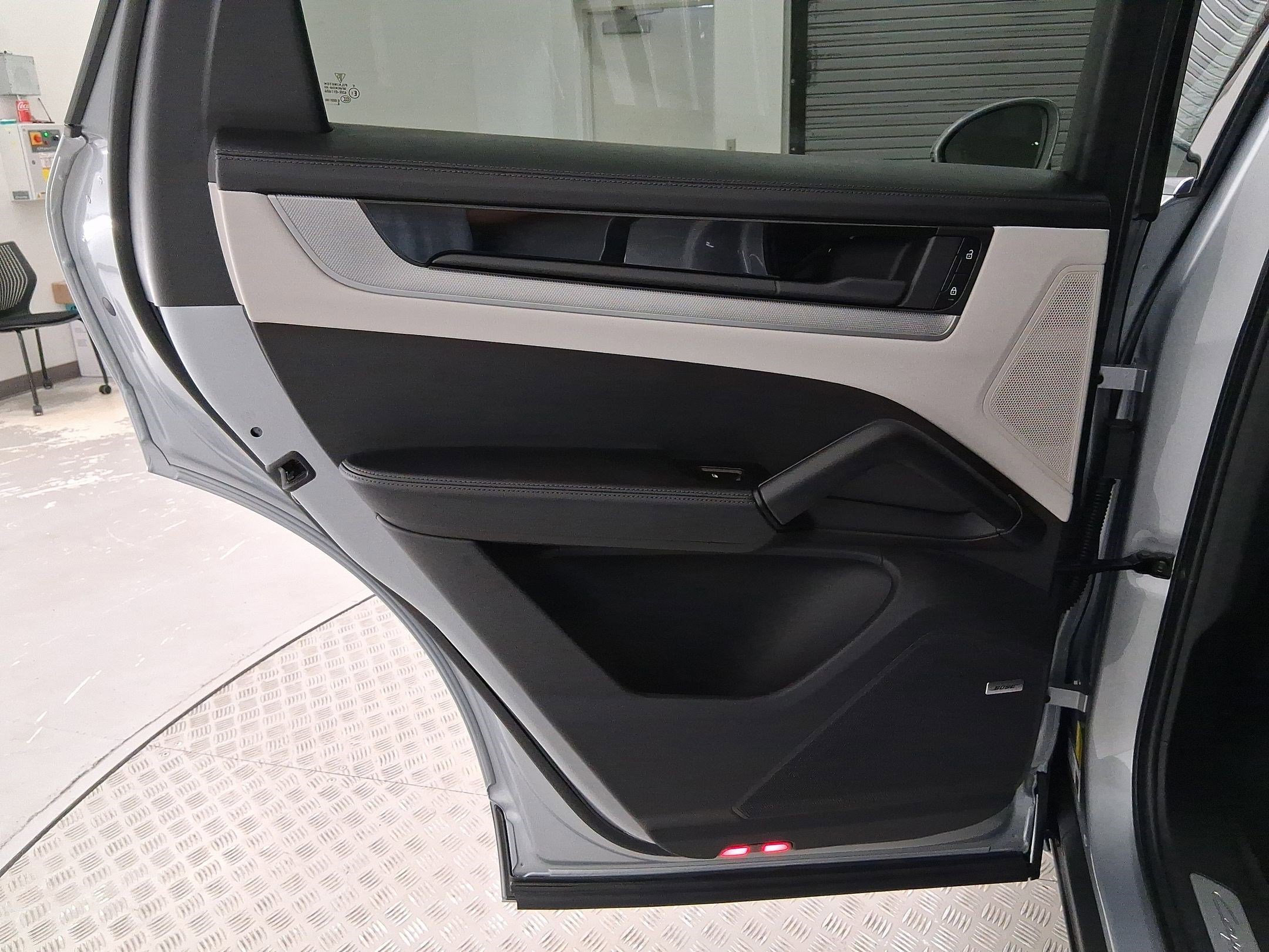 New 2026 Porsche Cayenne Coupe image 32