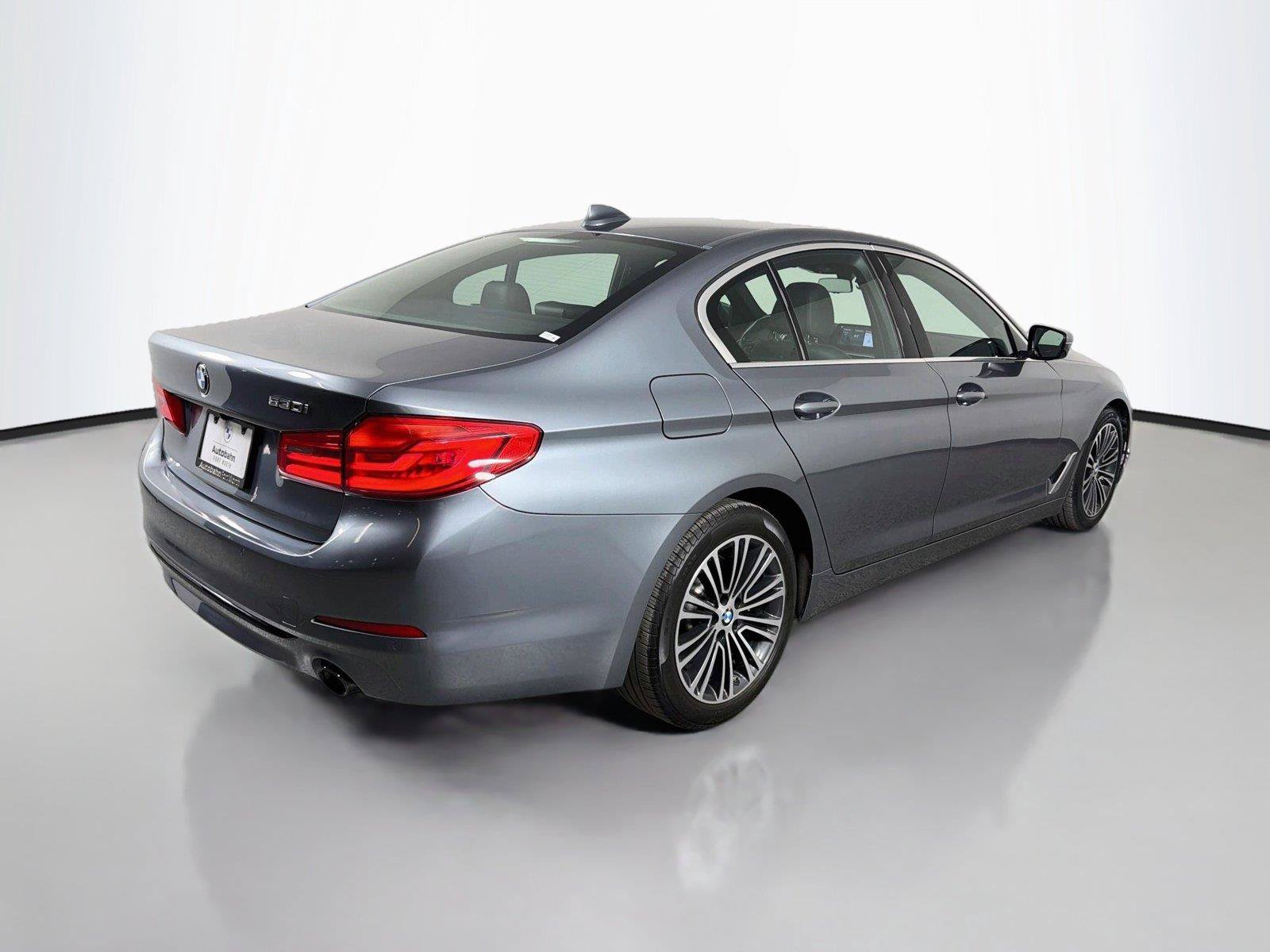 Used 2019 BMW 530i w/ Convenience Package RWD image 5