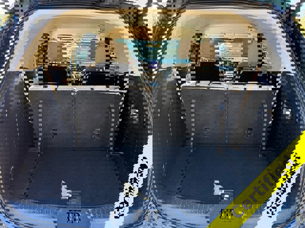 Used 2020 Ford Explorer XLT w/ Equipment Group 202A image 29