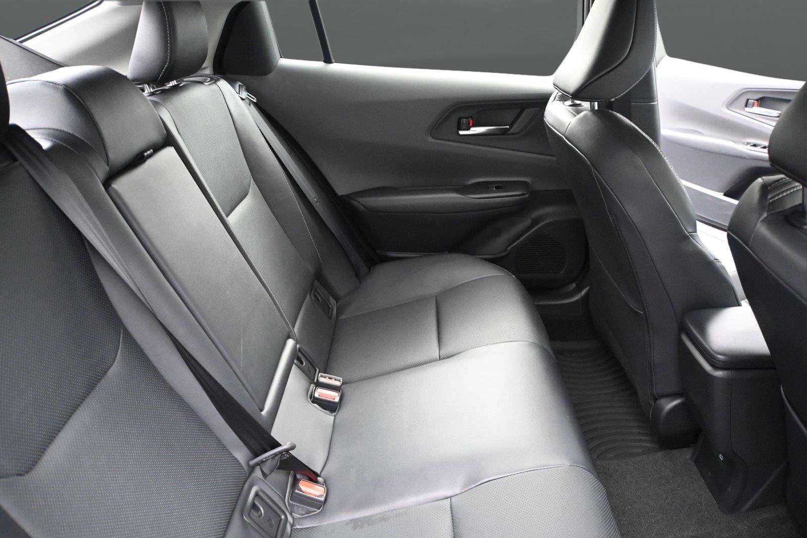 Used 2024 Toyota Prius XLE AWD/4WD image 19