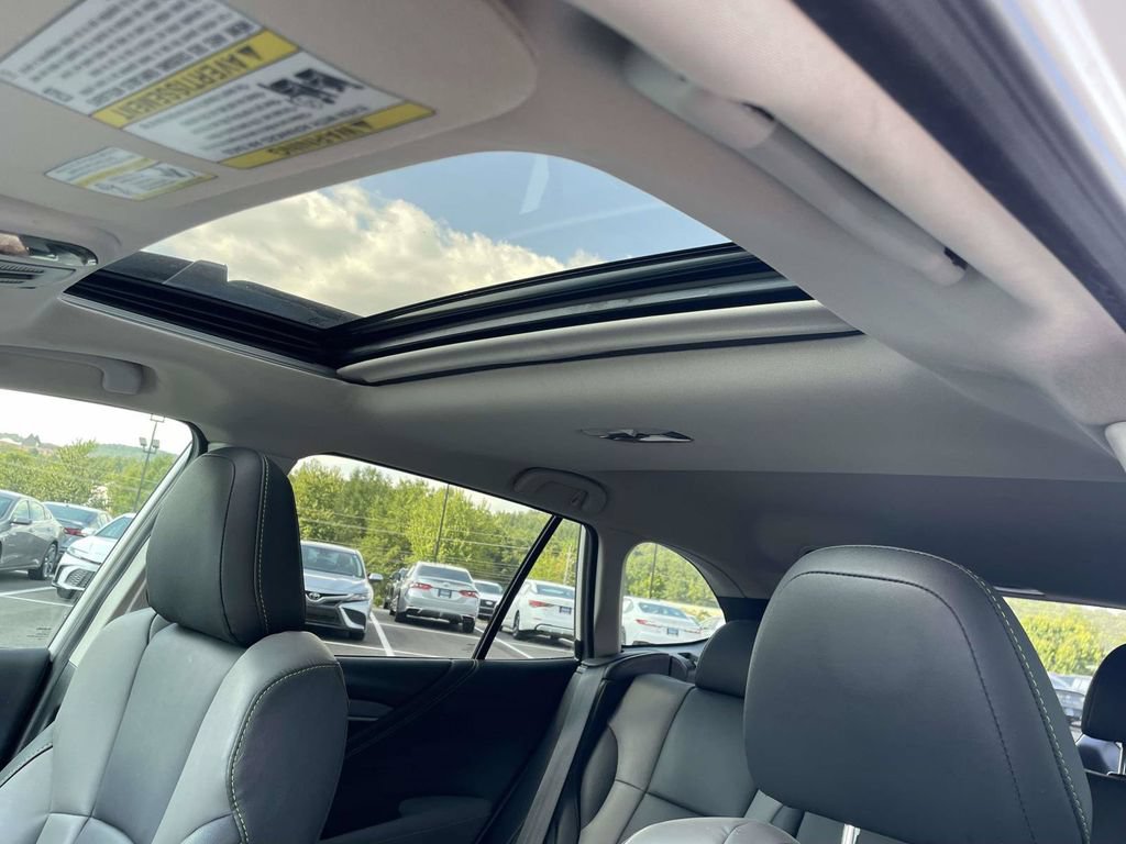 Used 2020 Subaru Outback Onyx Edition XT AWD/4WD image 14
