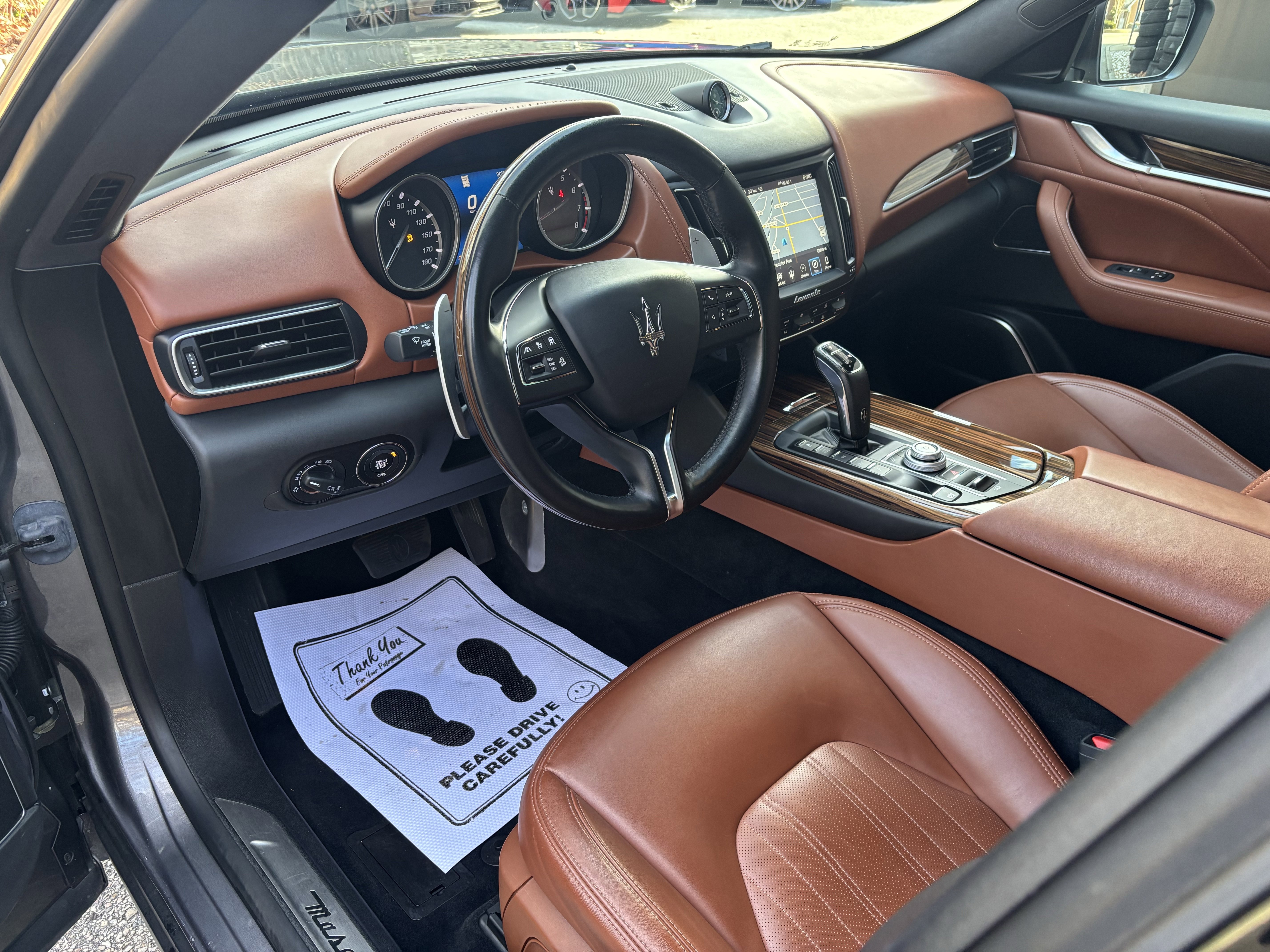 Used 2019 Maserati Levante GranLusso image 10