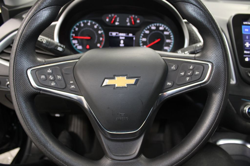 Used 2024 Chevrolet Malibu LT image 32