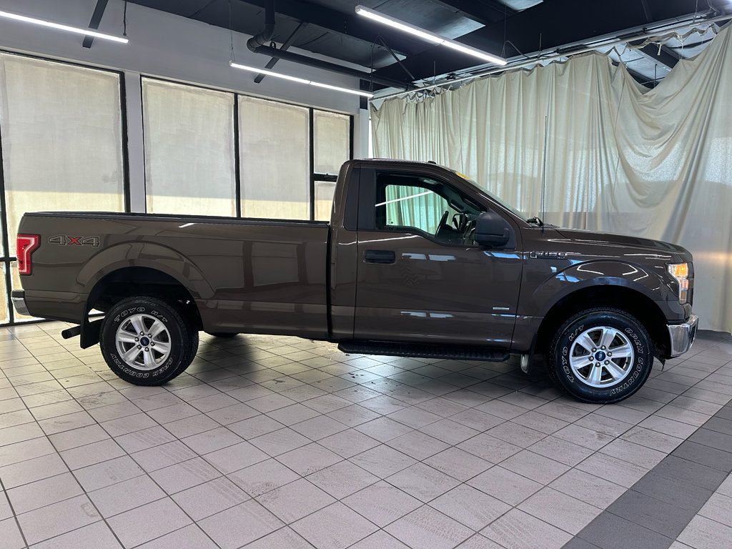 Used 2016 Ford F150 XLT w/ Trailer Tow Package AWD/4WD image 3