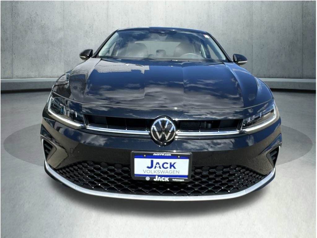 Used 2025 Volkswagen Jetta SEL FWD image 5