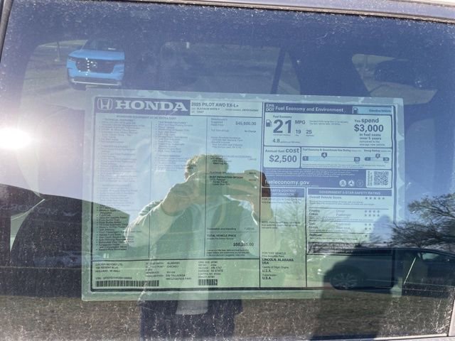 New 2025 Honda Pilot EX-L image 8