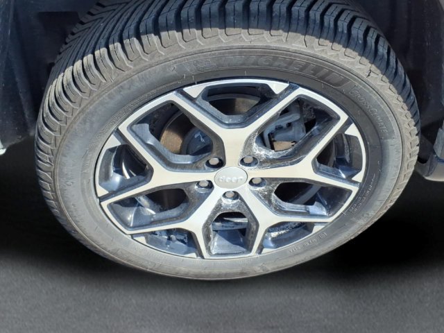 Used 2024 Jeep Compass Limited AWD/4WD image 9