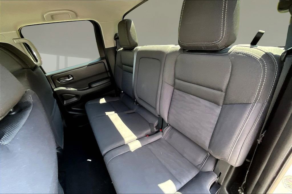 Used 2023 Nissan Frontier SV w/ Tow Package AWD/4WD image 21
