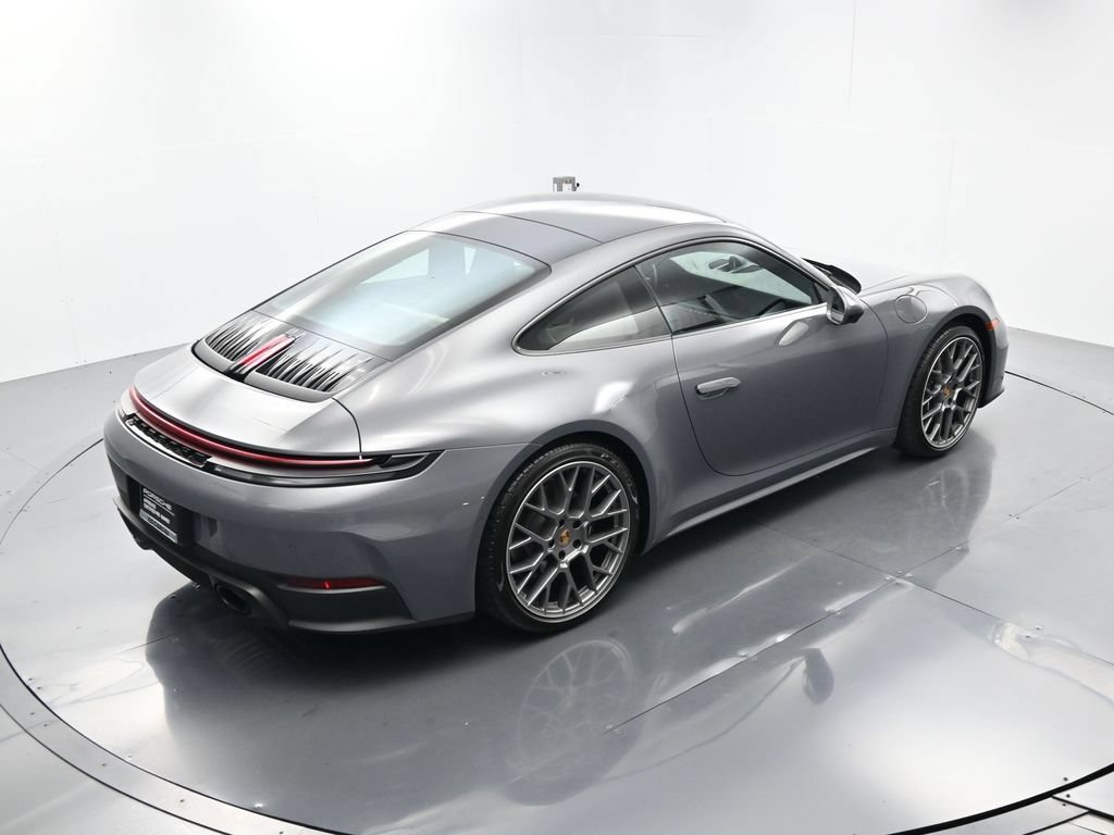 Certified 2025 Porsche 911 Carrera RWD image 33
