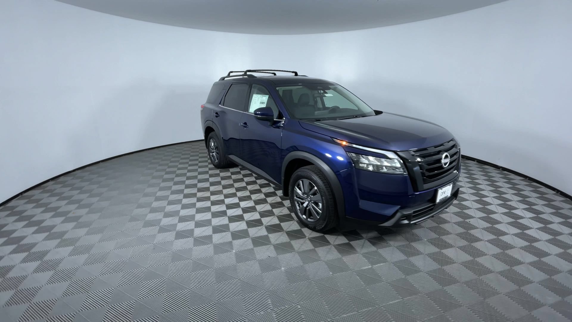 Certified 2025 Nissan Pathfinder SV w/ Black Appearance Package AWD/4WD image 2