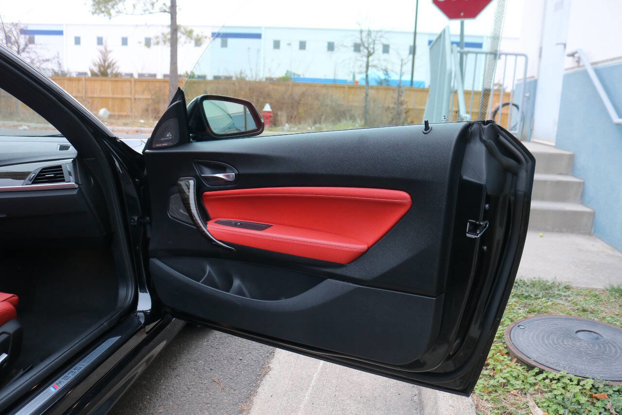 Used 2016 BMW M235i Convertible image 34