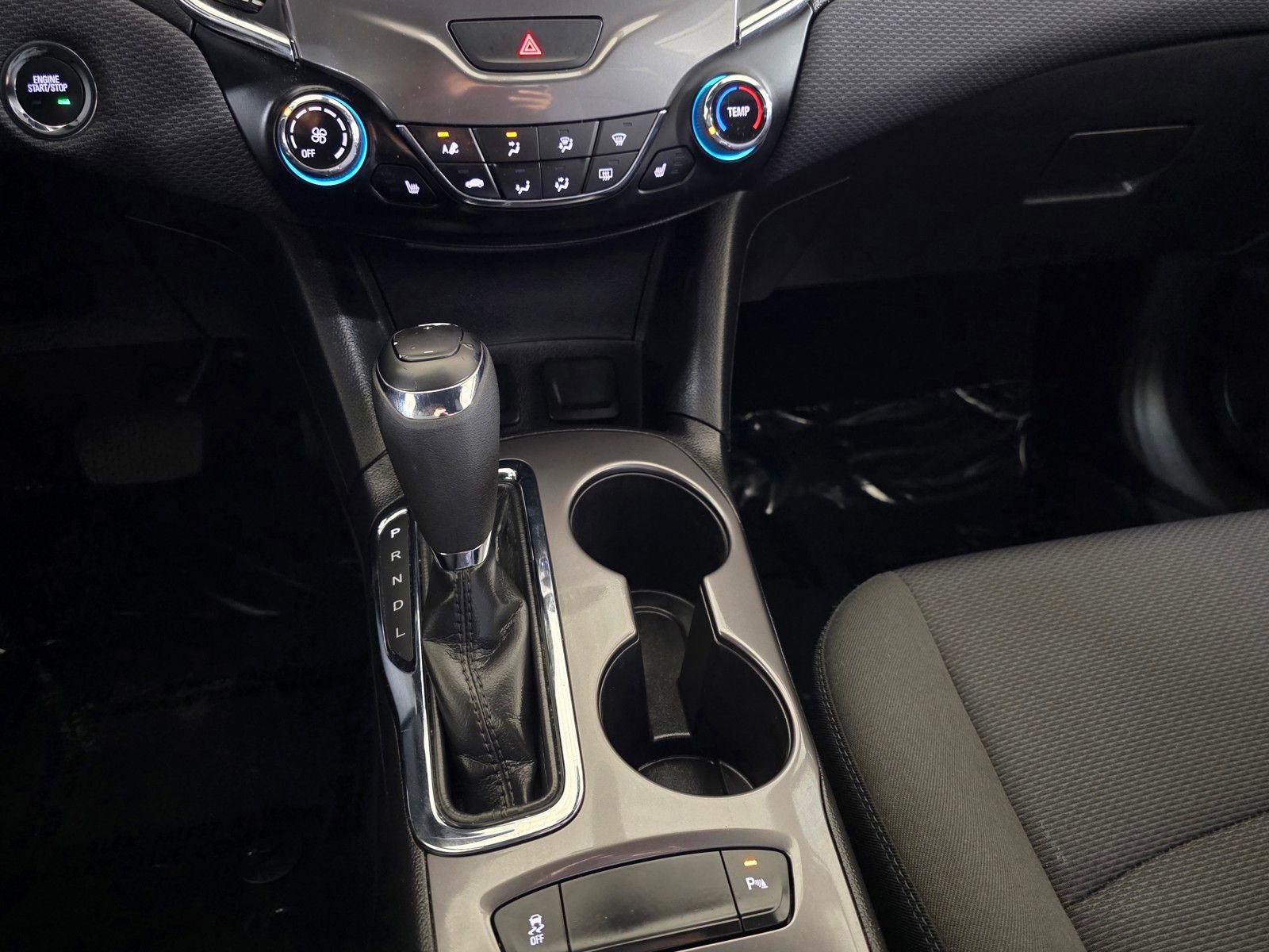 Used 2018 Chevrolet Cruze LT w/ Convenience Package image 27