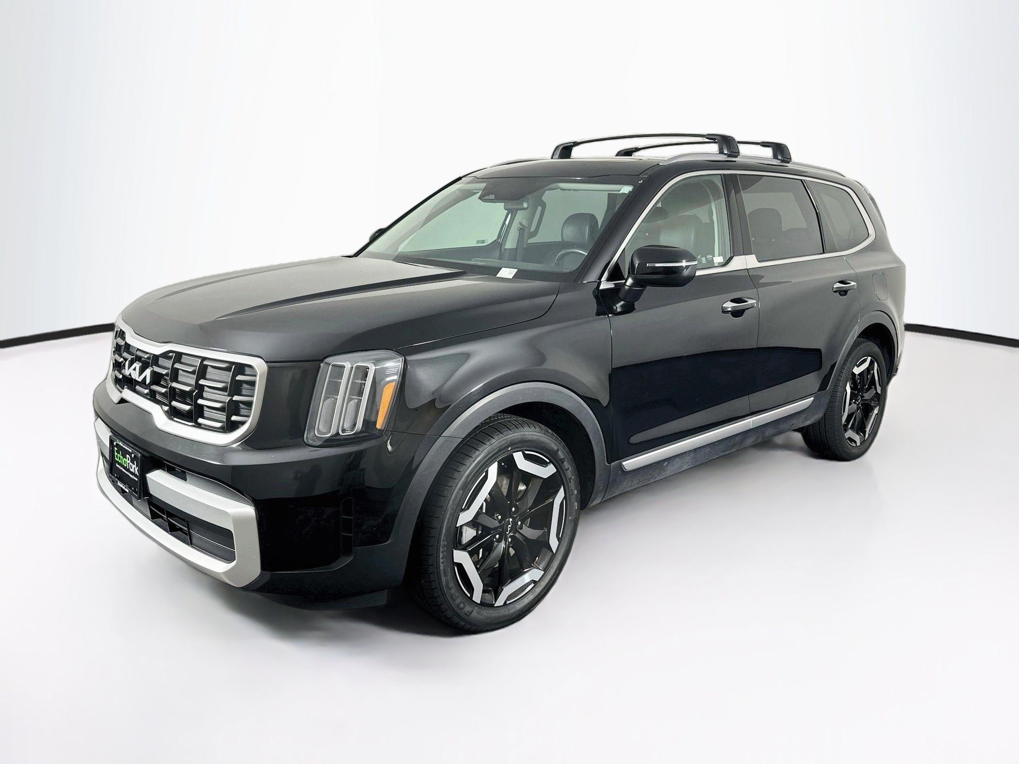 Used 2025 Kia Telluride S AWD/4WD image 3