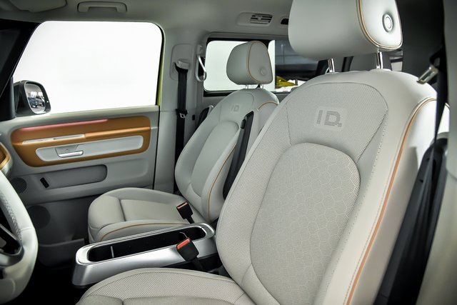New 2025 Volkswagen ID. Buzz 1st Edition image 7