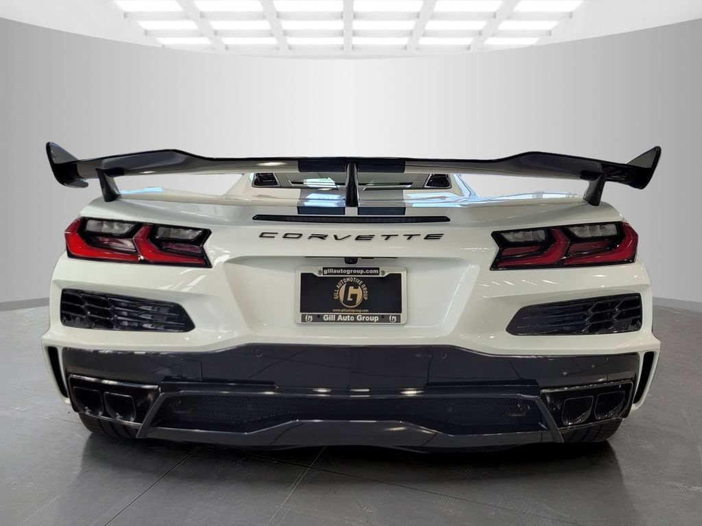 New 2026 Chevrolet Corvette E-Ray w/ Battery Protection Package AWD/4WD image 4