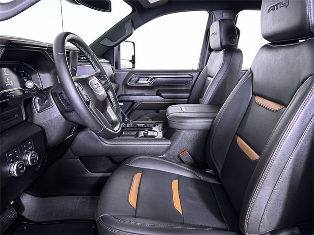 Used 2025 GMC Sierra 2500 AT4 image 20