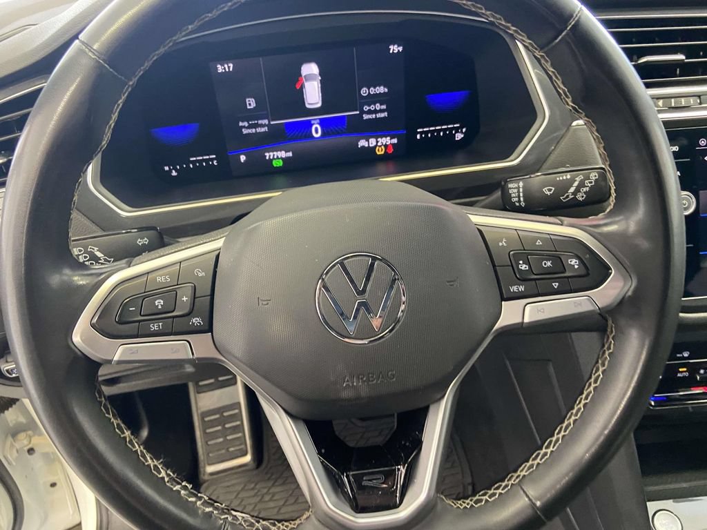 Used 2023 Volkswagen Tiguan SE R-Line FWD image 21