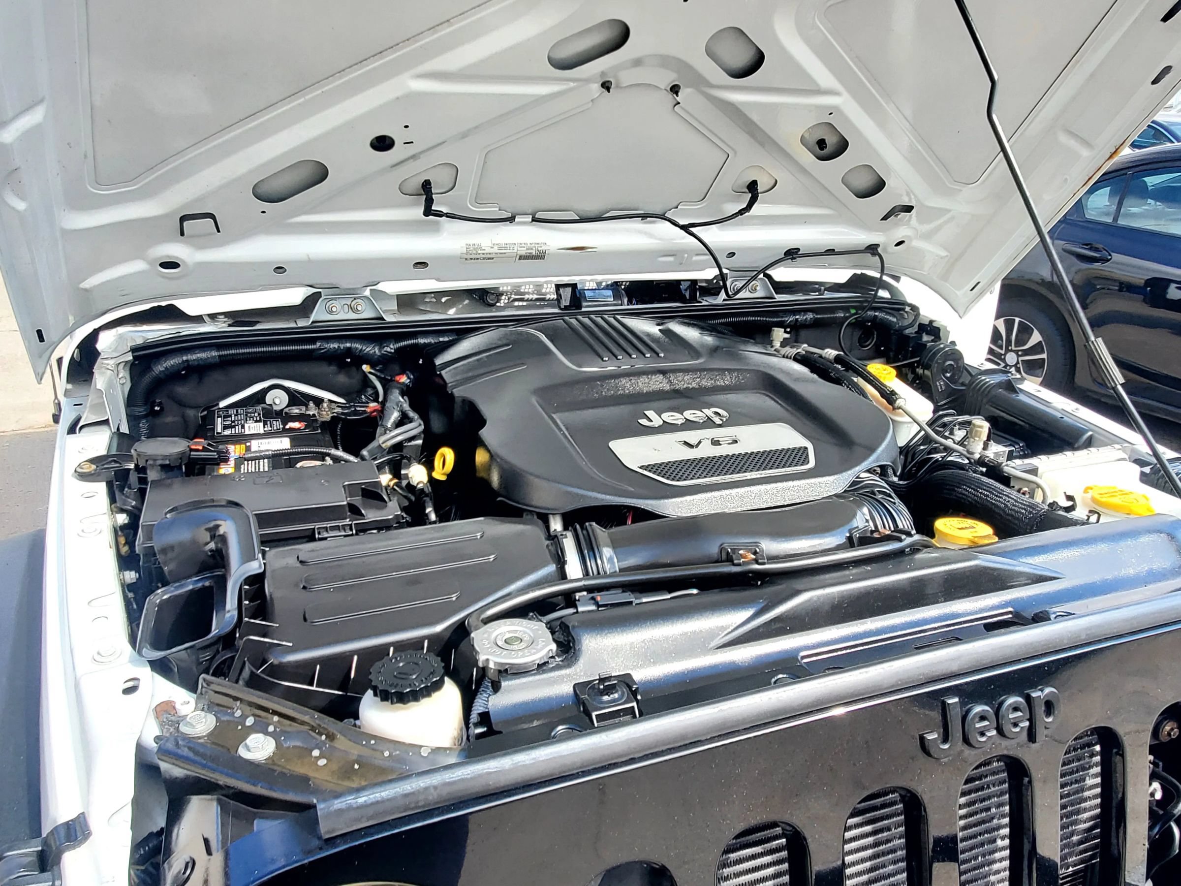 Used 2015 Jeep Wrangler Sport AWD/4WD image 47