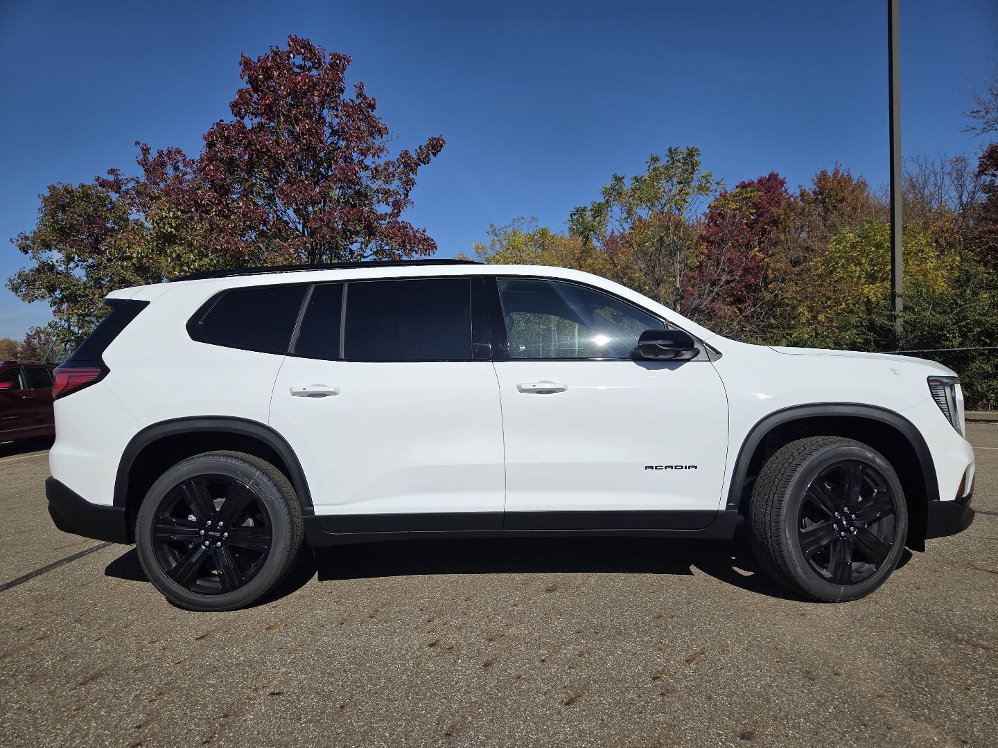 New 2027 GMC Acadia Elevation w/ Elevation Premium Package AWD/4WD image 19