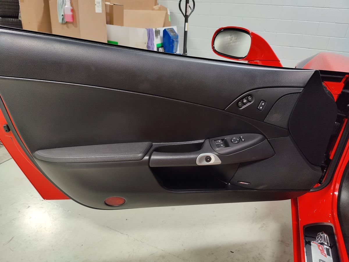 Used 2013 Chevrolet Corvette Grand Sport w/ 3LT Preferred Equipment Group RWD image 25