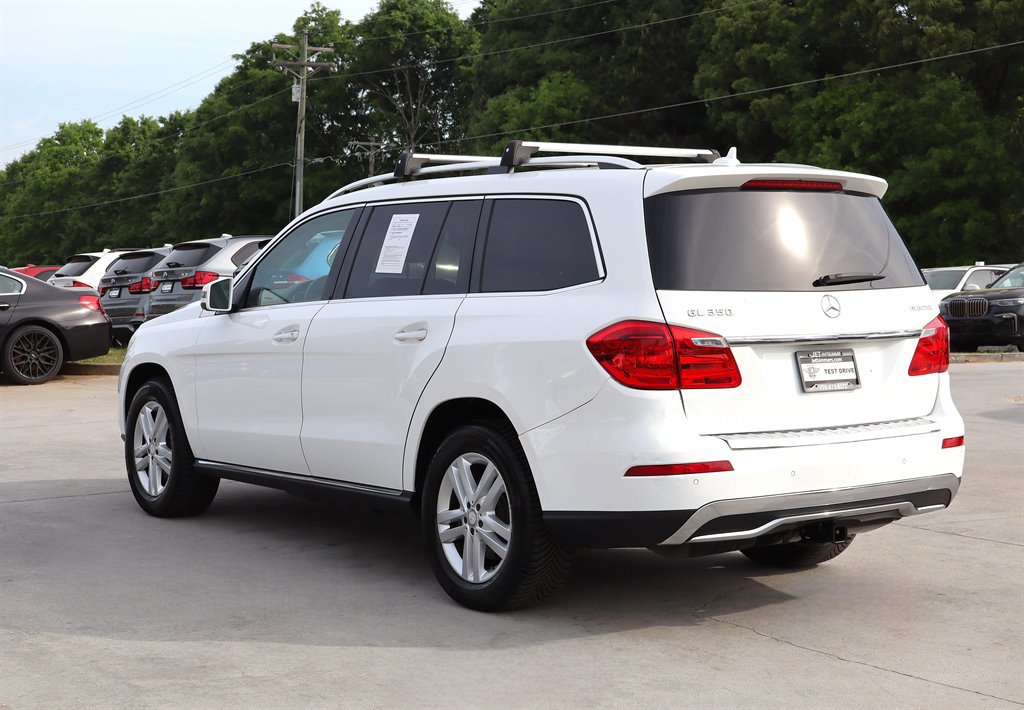 Used 2015 Mercedes-Benz GL 320 BlueTEC 4MATIC image 5