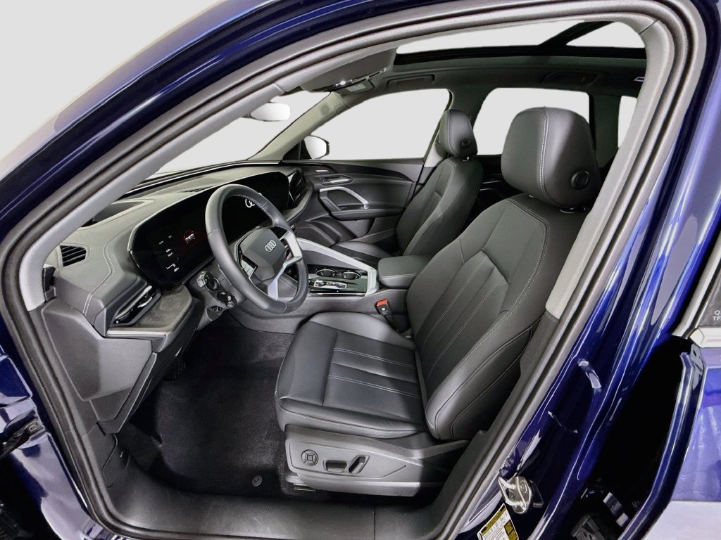 Used 2025 Audi Q5 Premium w/ Premium Plus AWD/4WD image 19