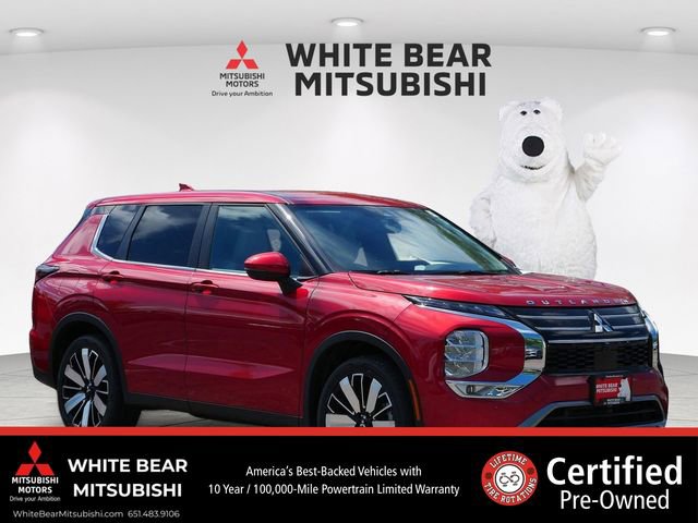 Used 2025 Mitsubishi Outlander SE AWD/4WD image 1