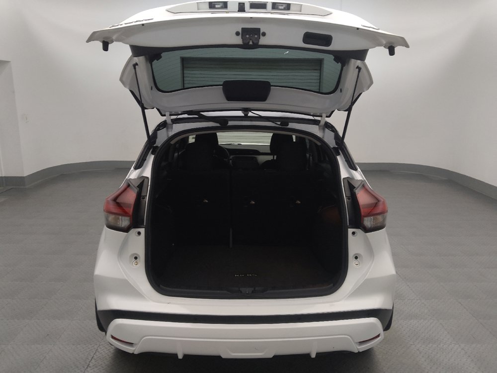 Used 2021 Nissan Kicks SV FWD image 29