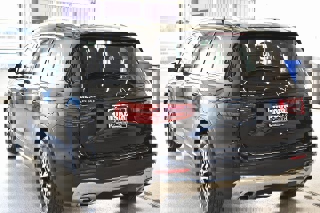 New 2025 Mercedes-Benz GLB 250 4MATIC image 10