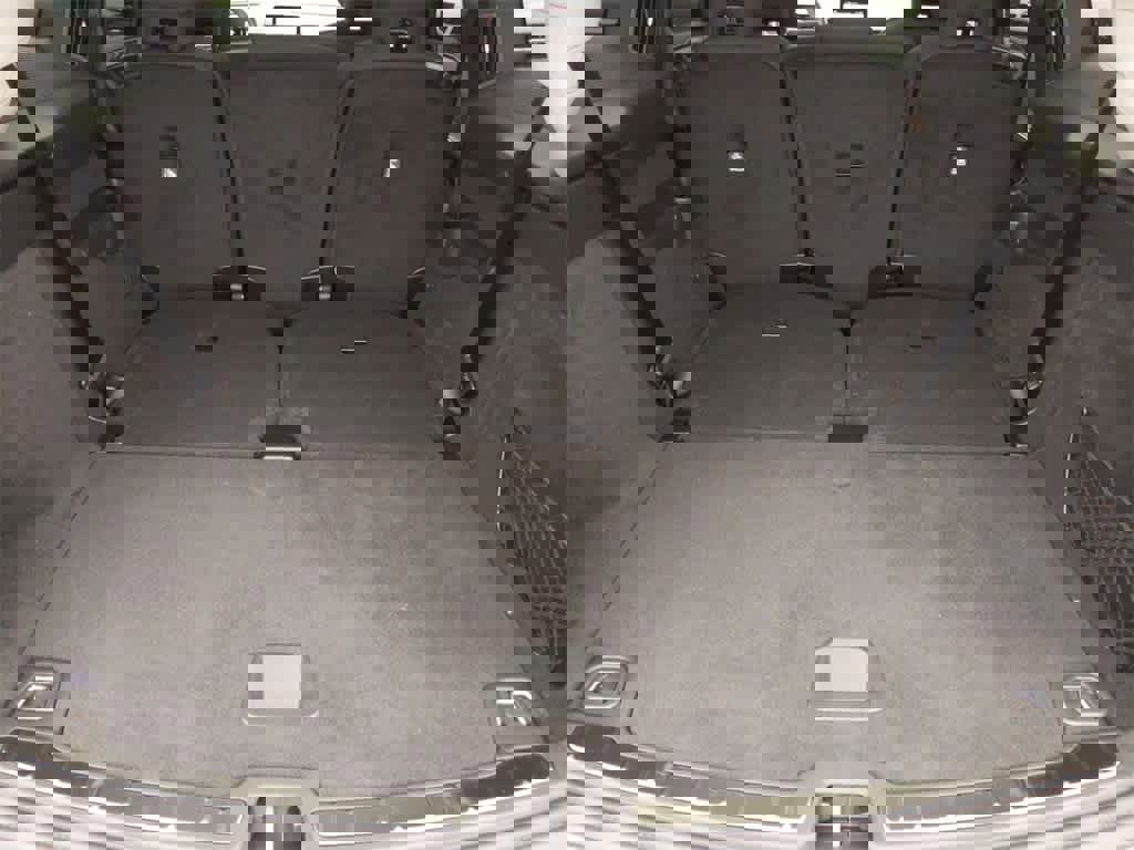 New 2025 Volvo EX90 Plus image 32