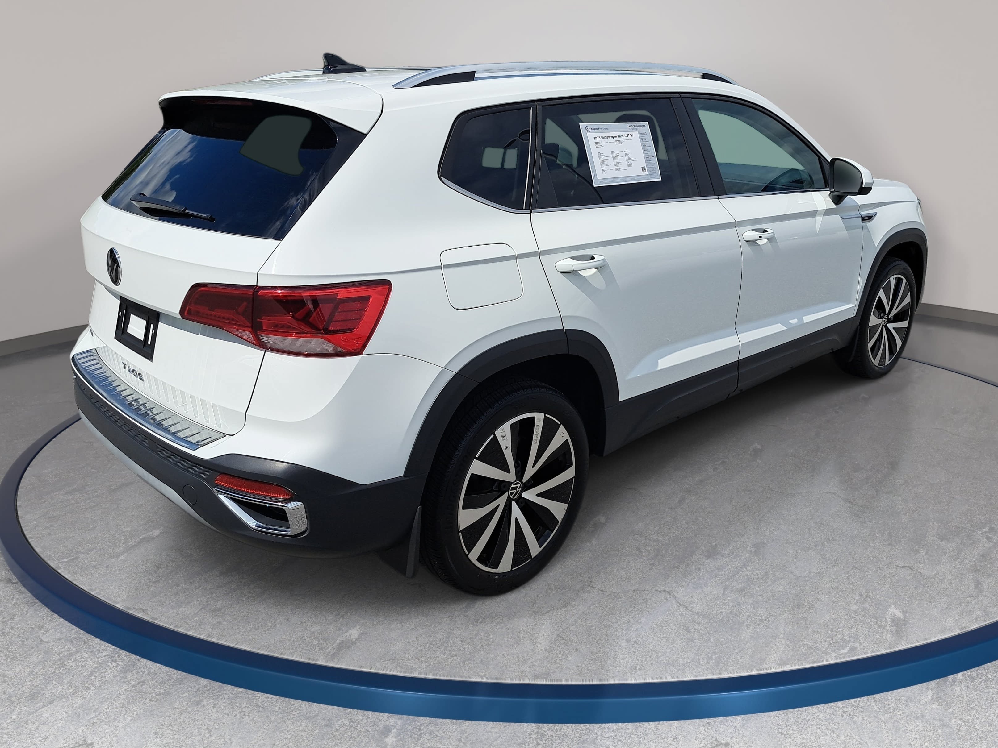Certified 2023 Volkswagen Taos SE w/ Panoramic Sunroof Package FWD image 5
